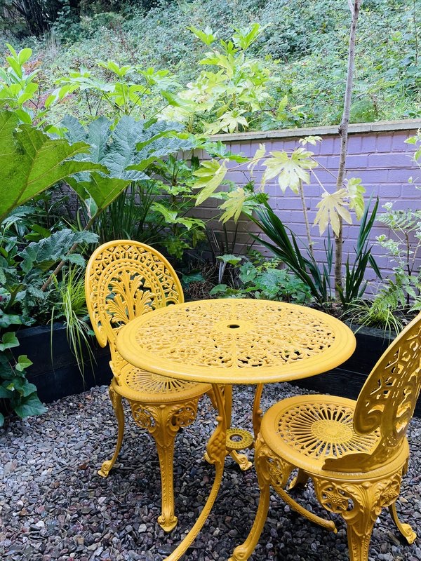 Richard providing professional garden maintenance in Cheltenham