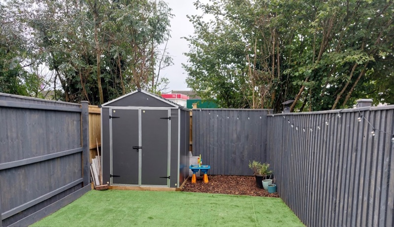 Newly installed fence in a Cheltenham garden