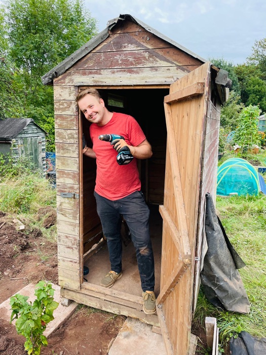 Richard working in a Cheltenham garden